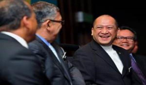 nazri-aziz
