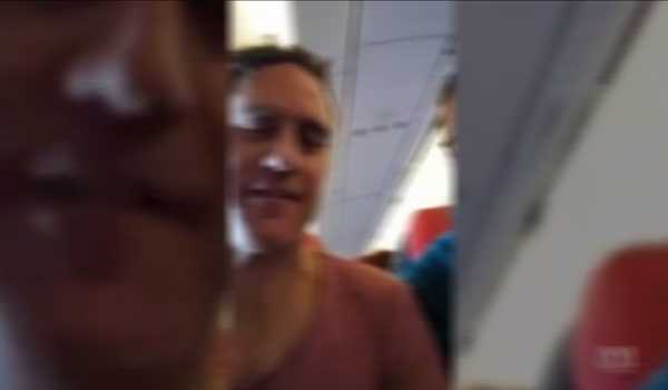 20170625-ar-asia-bergegar-patah-balik-perth