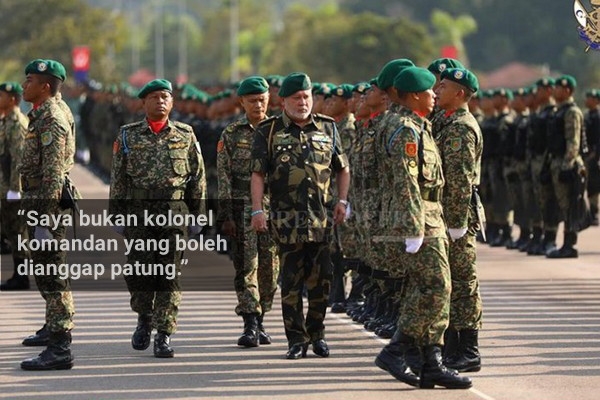 20190802-sultan-johor-komandan-komando
