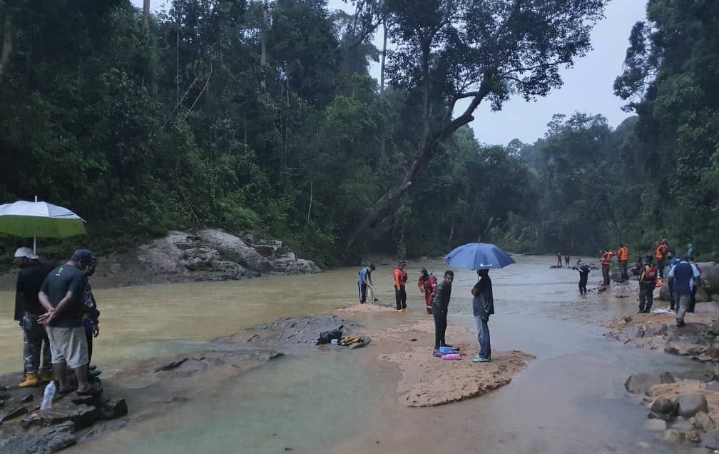 pemuda-dikhuatiri-lemas-di-jeram-mawar