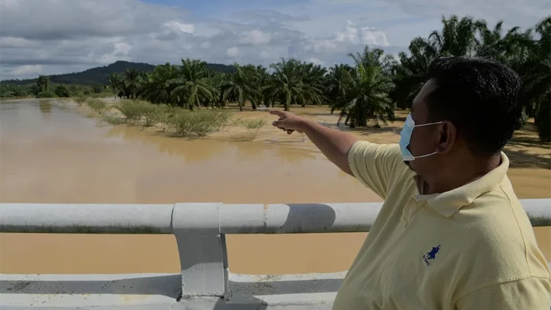 Paras sungai bahaya, penduduk di lima negeri diminta waspada