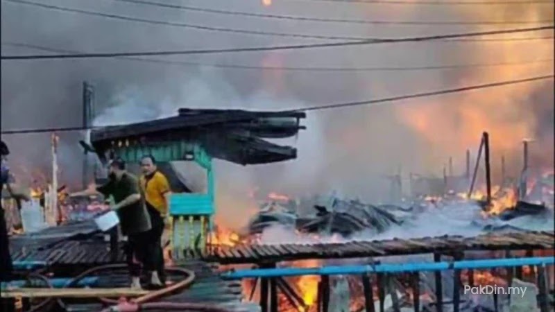 Lebih 50 rumah atas air di Kampung Landung Ayang terbakar